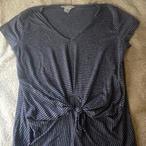 Navy Gray Tie-Front V-Neck Casual Top | Medium